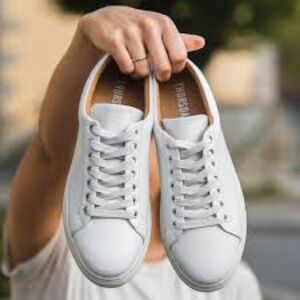 Women's Thursday White Leather Premier Low Top Sneakers